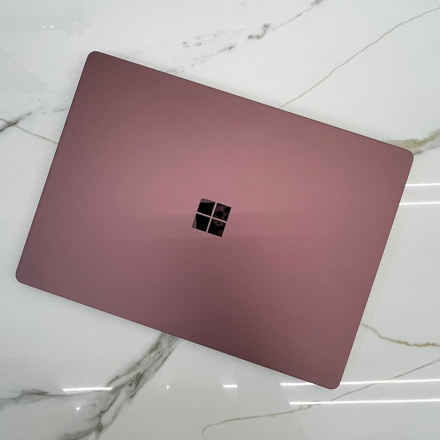 Microsoft Surface Laptop 2 - Core i7 8th, 8/256