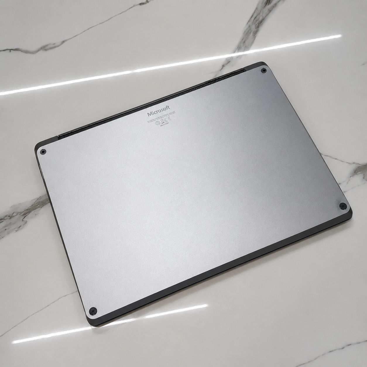 Microsoft Surface Laptop 3 – Core i5 10th, 8/128