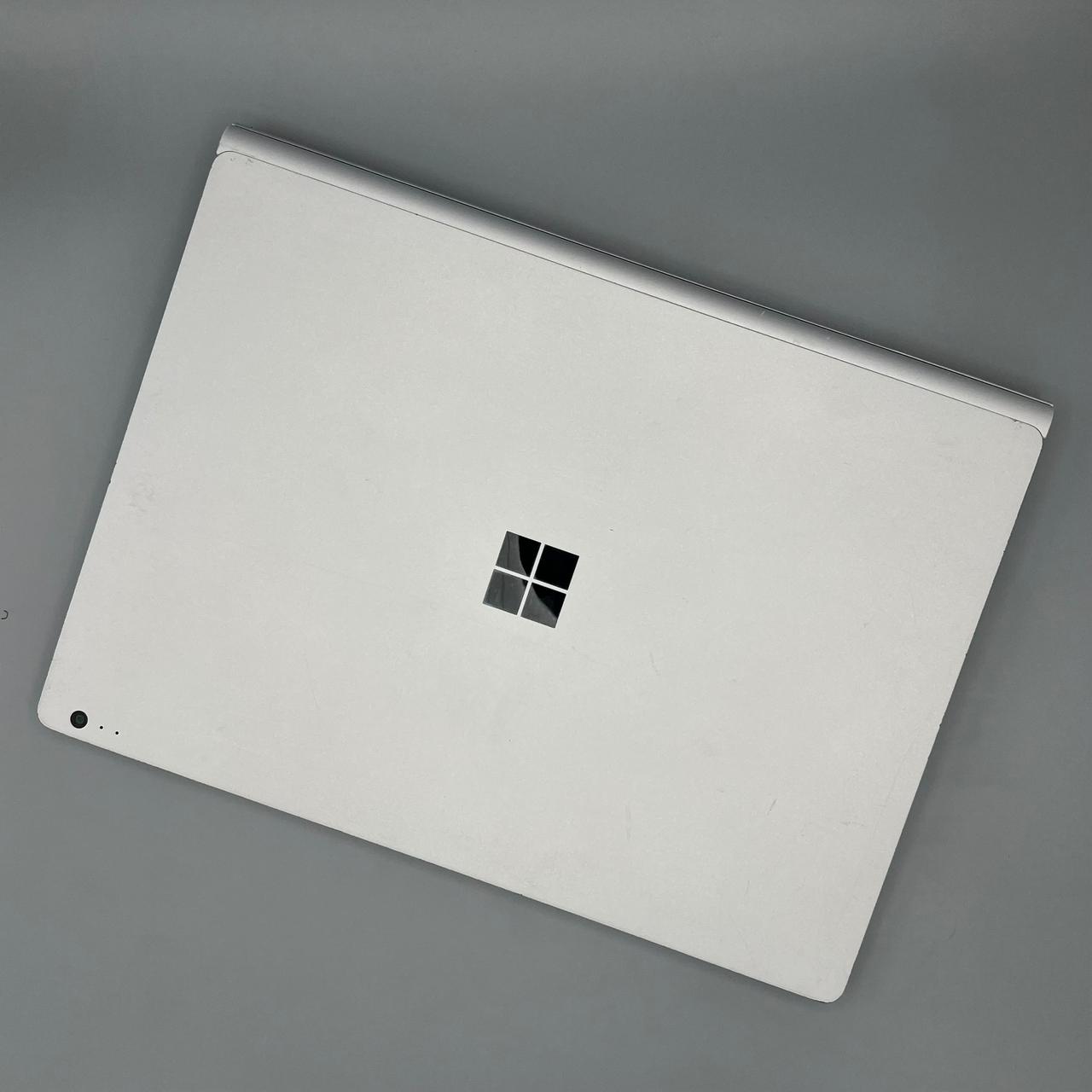 Microsoft Surface Book 2